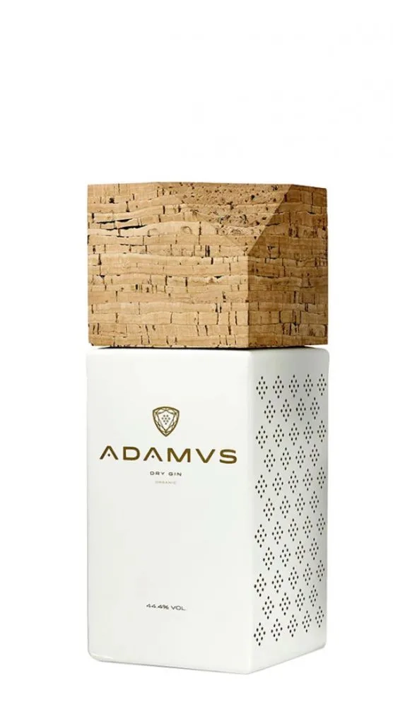 gin-adamus-39065_8edeb8ae7ba1d4b36422f1dbb7f7946f