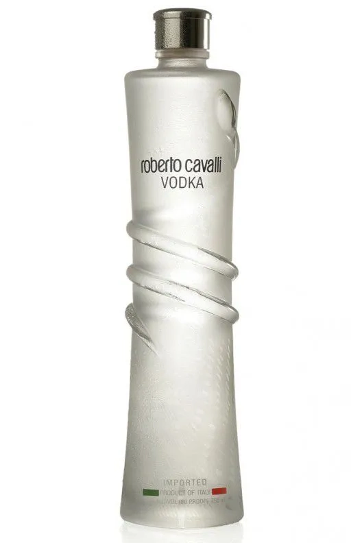 roberto-cavalli-vodka_6f335f9581198ae27f29bf51ca843fa5